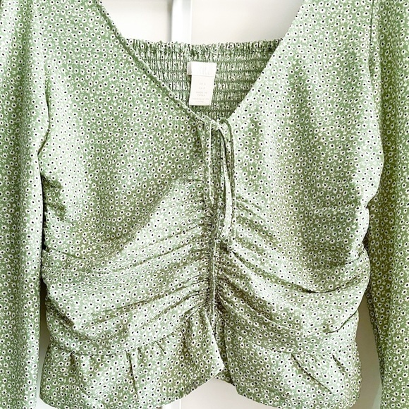 H&m Ditsy Floral Peasant Blouse - Picture 4 of 12